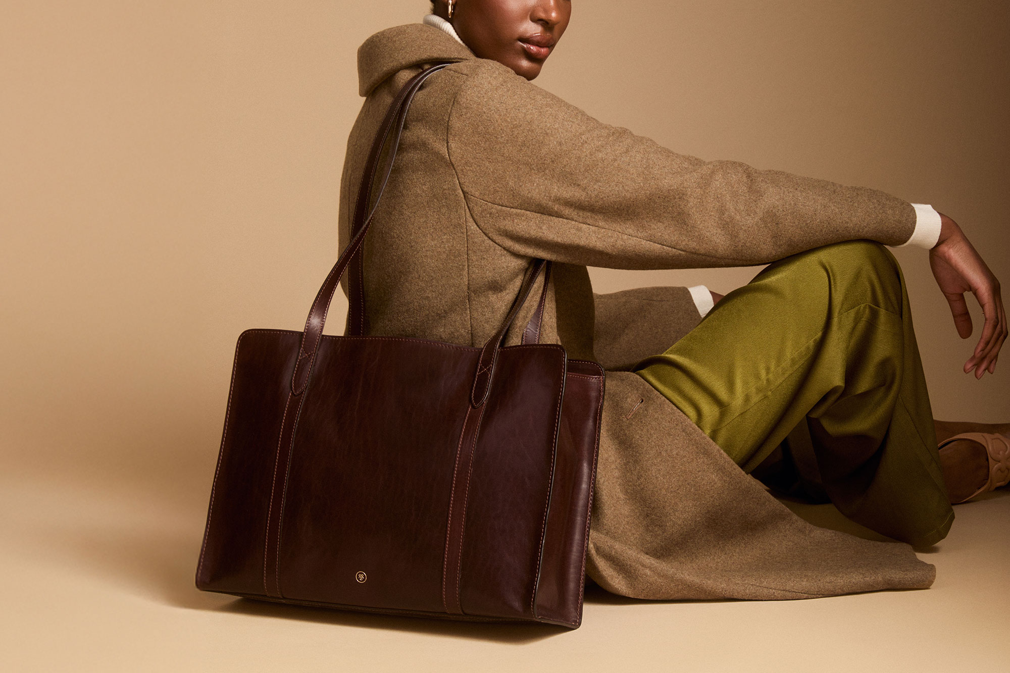 Luxury leather tote bag for work